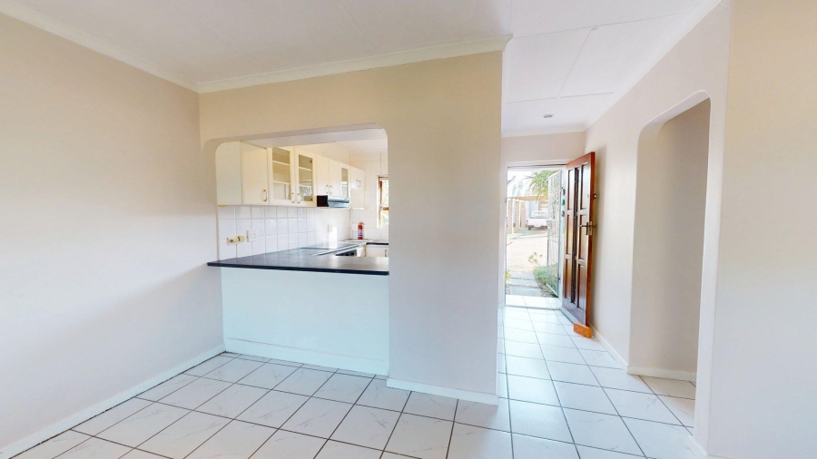 2 Bedroom Property for Sale in Kabega Park Eastern Cape